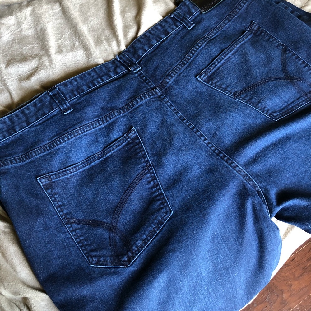Classic Calvin’s - Picture 2 of 8